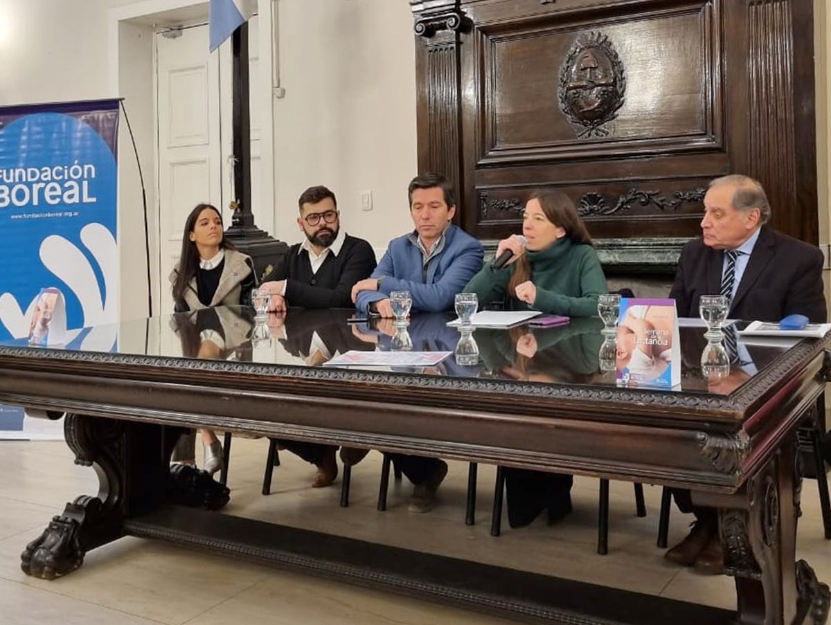 ExtensionUM's tweet photo. Finalizando la "Semana de la Lactancia Materna" fuimos invitados a la Legislatura Provincial, junto a la Asociación Red Manos Unidas, Hospital Luis Lagomaggiore y Fundación Boreal. https://t.co/jceoLZzPxl