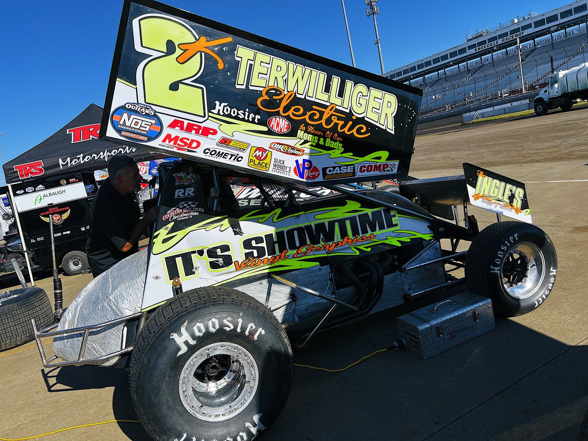 WorldofOutlaws's tweet photo. Huron, SD’s Kevin Ingle has become a staple over the years at the #NOSvilleNationals, attempting 10 races over the year in his #2KK! https://t.co/EWfDWMWIYn