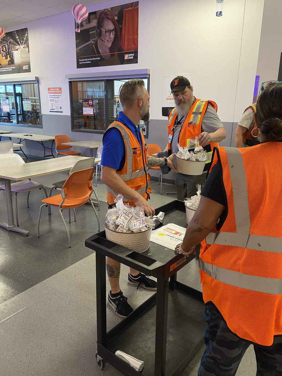 Michelle Scheminant tweet media