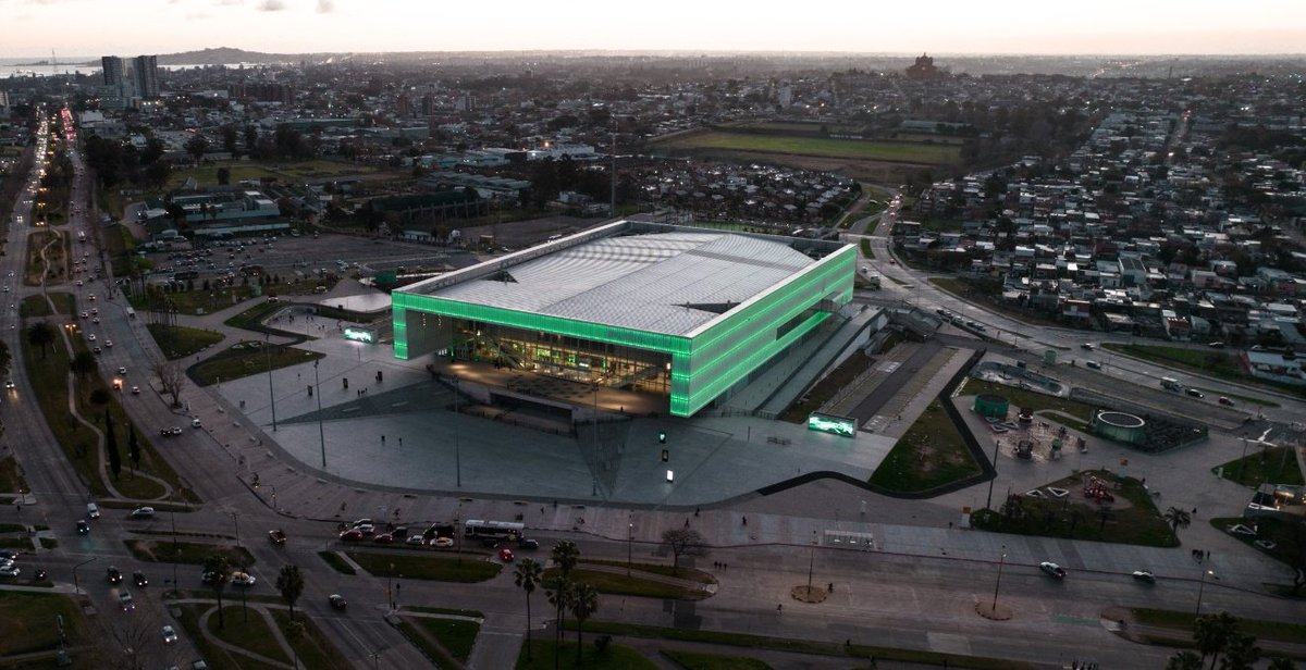 Bienvenido el maiz SIN LIMITES a Uruguay, bienvenidas las nuevas tecnologias que revolucionaran al cultivo en el país, y permitirán a todos poder ampliar sus fronteras productivas.

Gracias a los mas de 600 productores, asesores técnicos y distribuidores que pudieron acompañar!