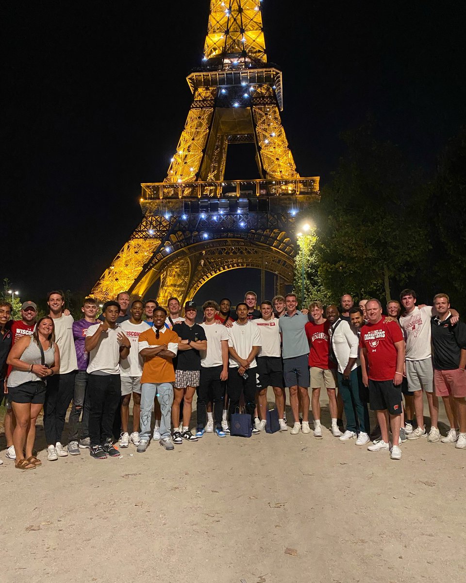 Last night in Paris done right 🇫🇷💯