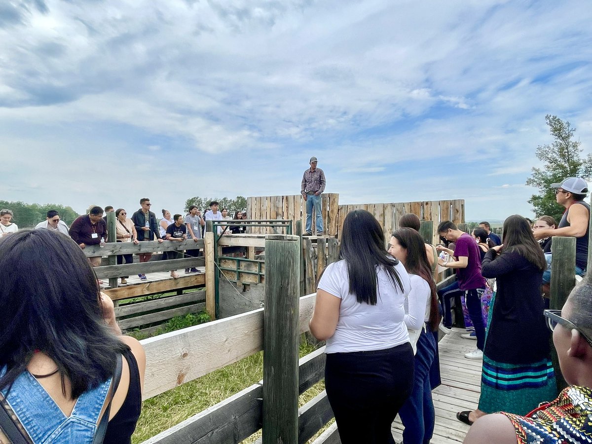 CandoEDO's tweet photo. Day 3 of 5th Annual Economic Development Youth Summit from TsuuT’ina Nation!
Afternoon community tour of the TsuuT’ina Buffalo Paddocks. Fun + Learning + Impact. #EDYS #inspiringsuccess
More on the Youth Summit: https://t.co/l35pQKlyof https://t.co/rpepg0V6v1