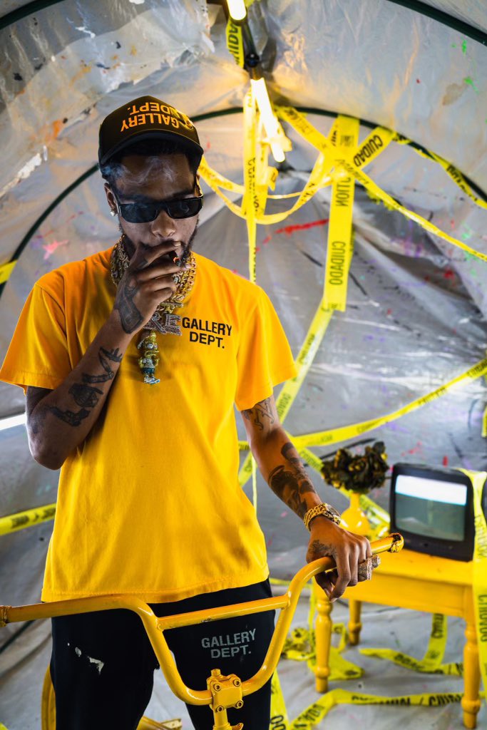 KeyGLOCK's tweet photo. money on my mind, doctor thought it was a tumor 😎 https://t.co/4gY2OkMo36