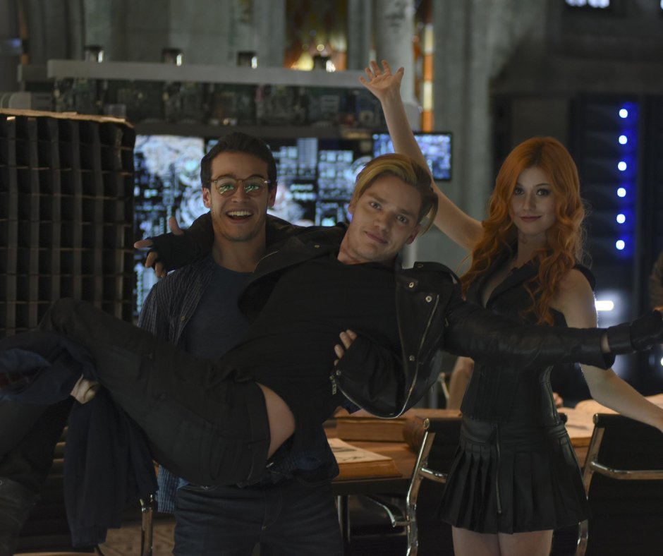 Dominic Sherwood is our featured guest today. Use code DOM10 to grab any last minute extras and a 10% discount. The code expires at 9:00am EST August 11, 2022. jalmics.com/product-catego…