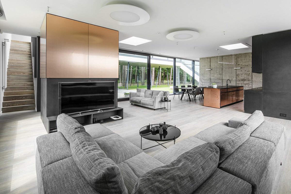 interiorsxdsign's tweet image. Residential House by Architectural Bureau G.Natkevicius and Partners #interiordesign #homedecor #homeinspo #interiors