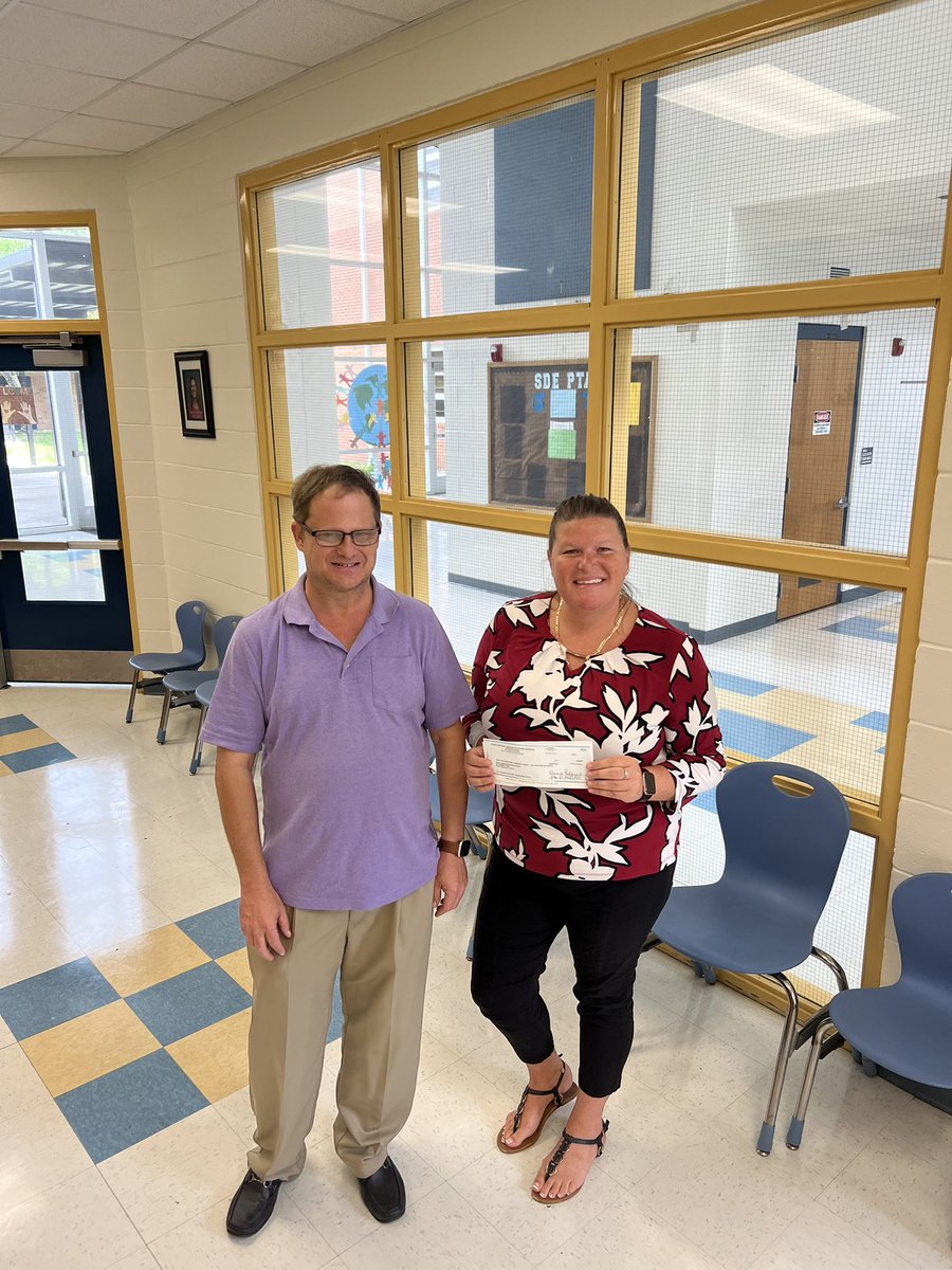 <a href="/sdedragons/">South Daytona Elem</a> are BLESSED to have some of the greatest local businesses and partners in our whole county ‼️Received a donation today from First Baptist Church in South Daytona and we are beyond grateful 🙌🏼👏🏼 <a href="/pta4sde/">SDE PTA</a> <a href="/bronson_adrian/">Adrian Bronson</a> <a href="/hmconyers/">Heather Conyers</a> <a href="/JilkaJane/">JaneJilka</a>