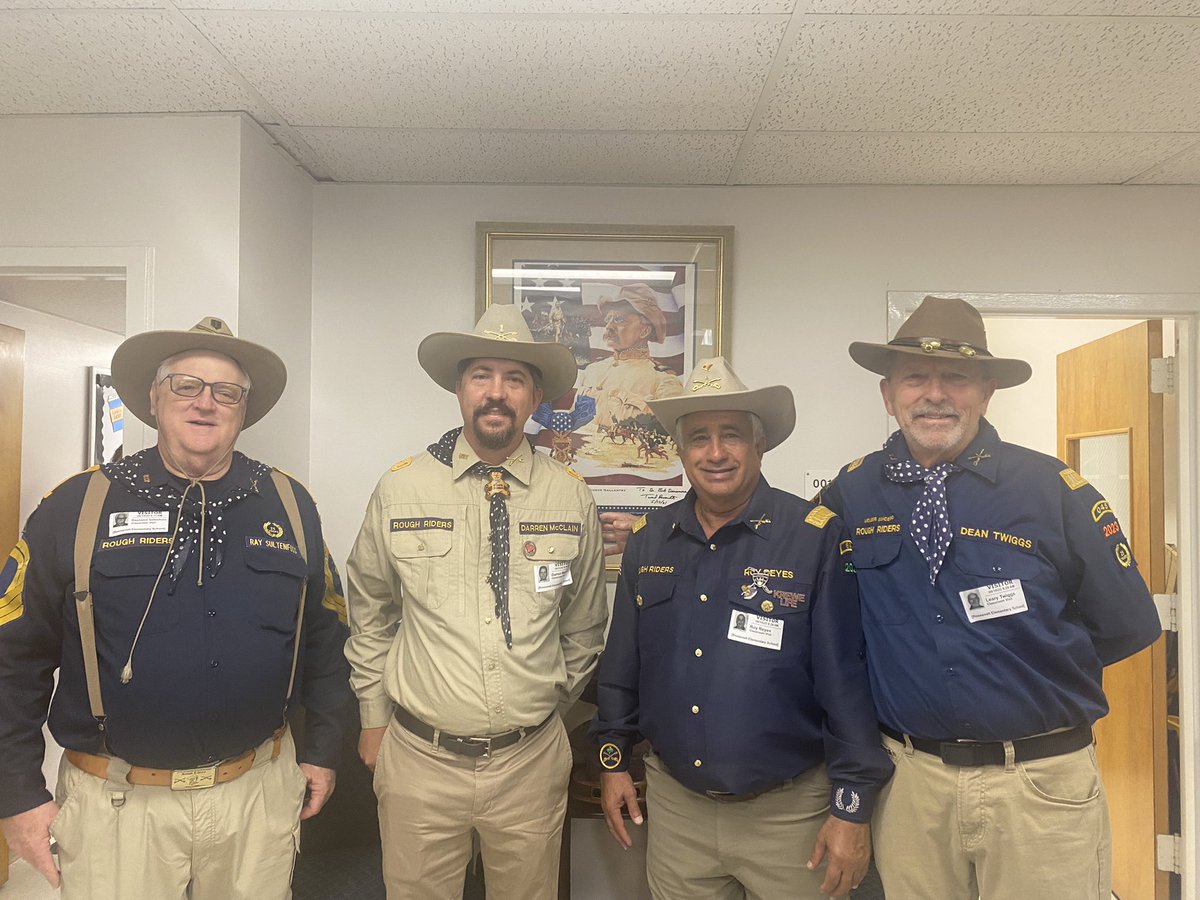 Lisa Brengel tweet media