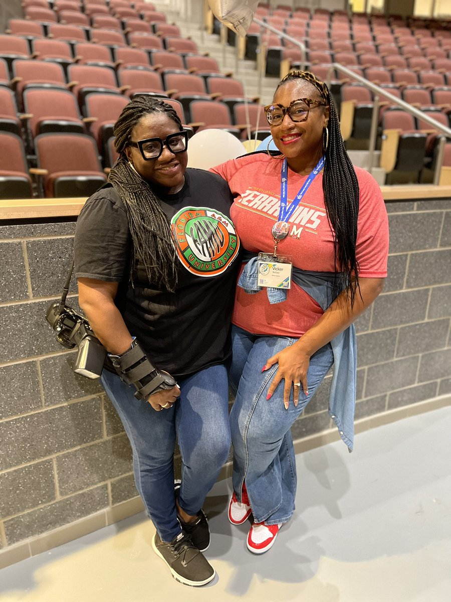 Vicker McClain -Assistant Principal tweet media