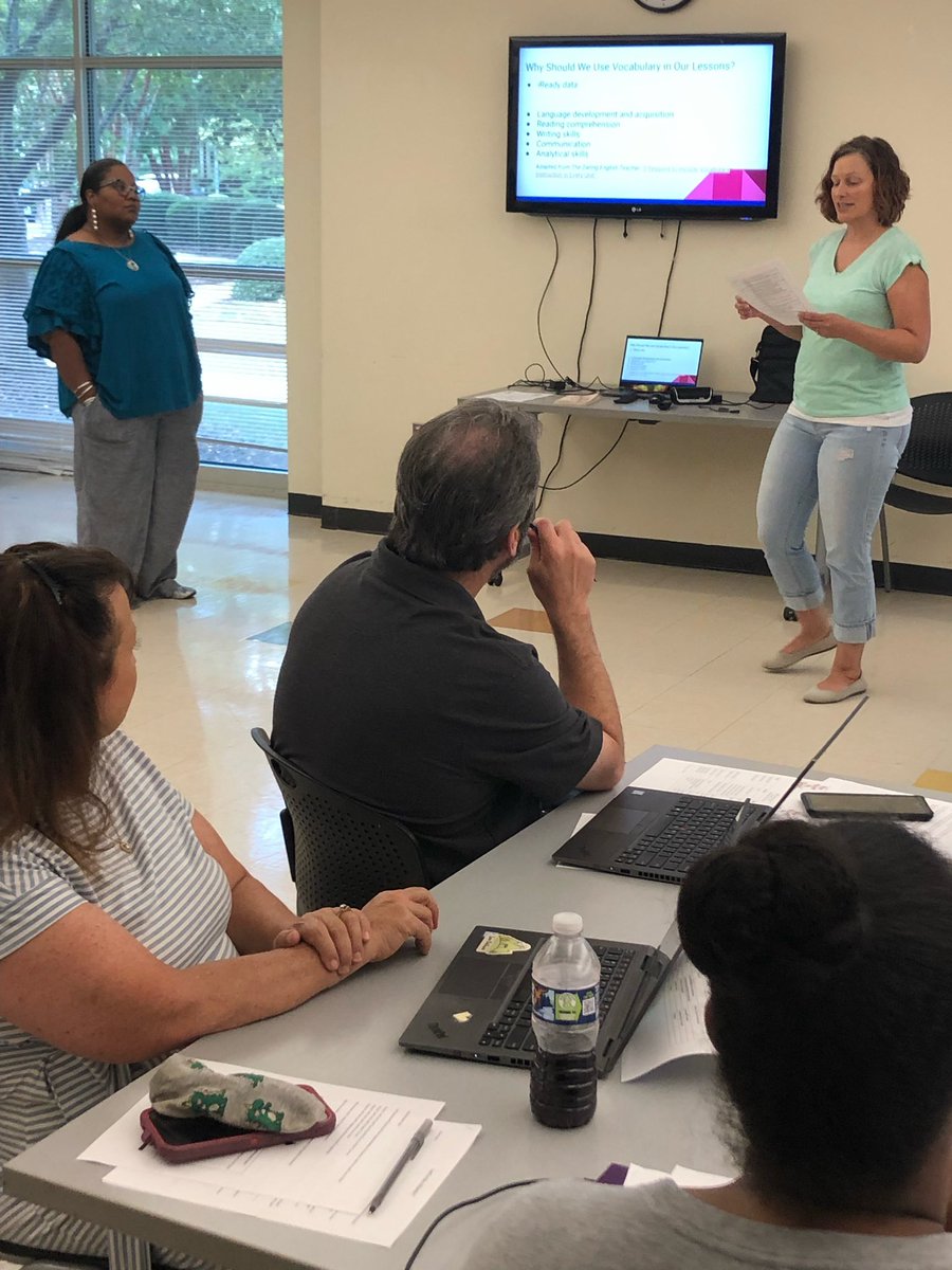 ThePrincipalFai's tweet photo. Awesome Leadership Retreat with a phenomenal staff. #VisionofChange #whatisclearertoyounow @HollyRidgeMS https://t.co/YJlAhKCc9u