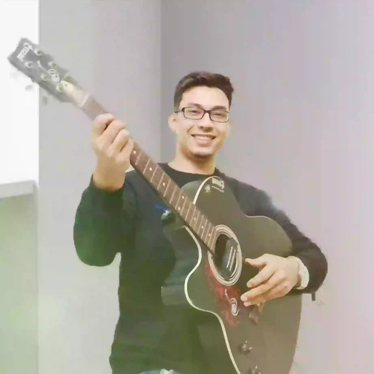 जिबनको  कथा पनि बेग्लै छ ✍️✍️