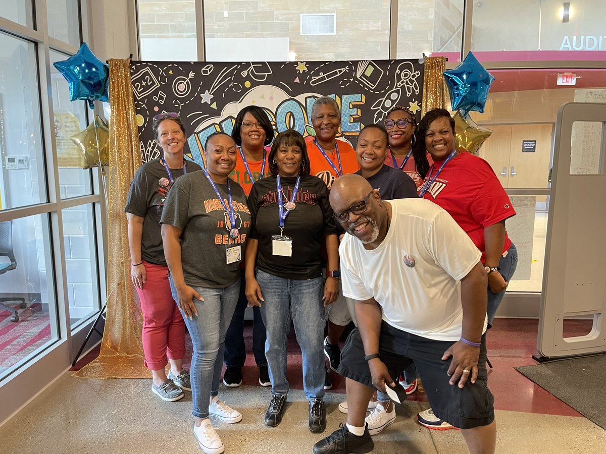 Vicker McClain -Assistant Principal tweet media