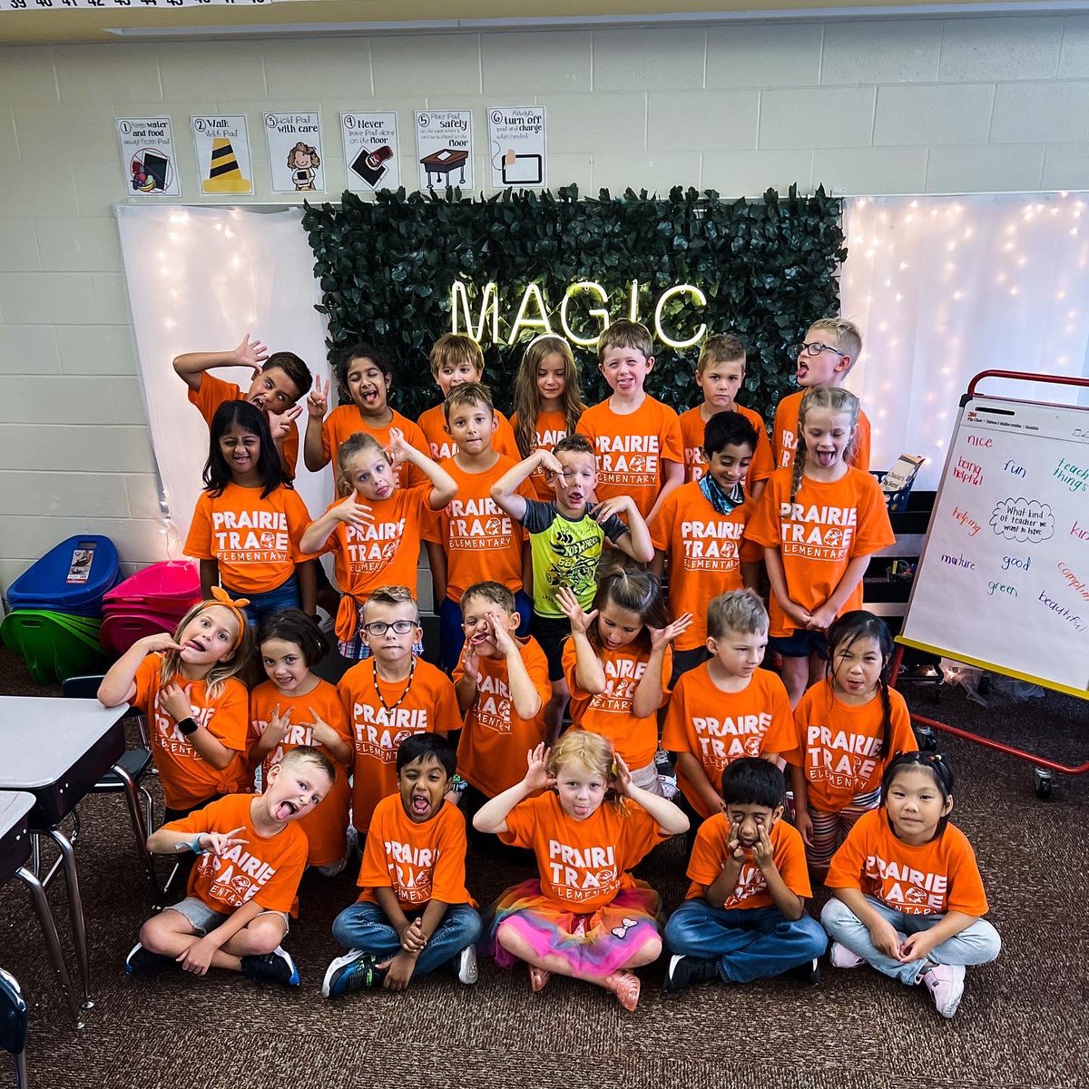 MissGreenPTE's tweet photo. ORANGE you glad we had an amazing first day? 🧡🧡 https://t.co/coEFdTlTJh