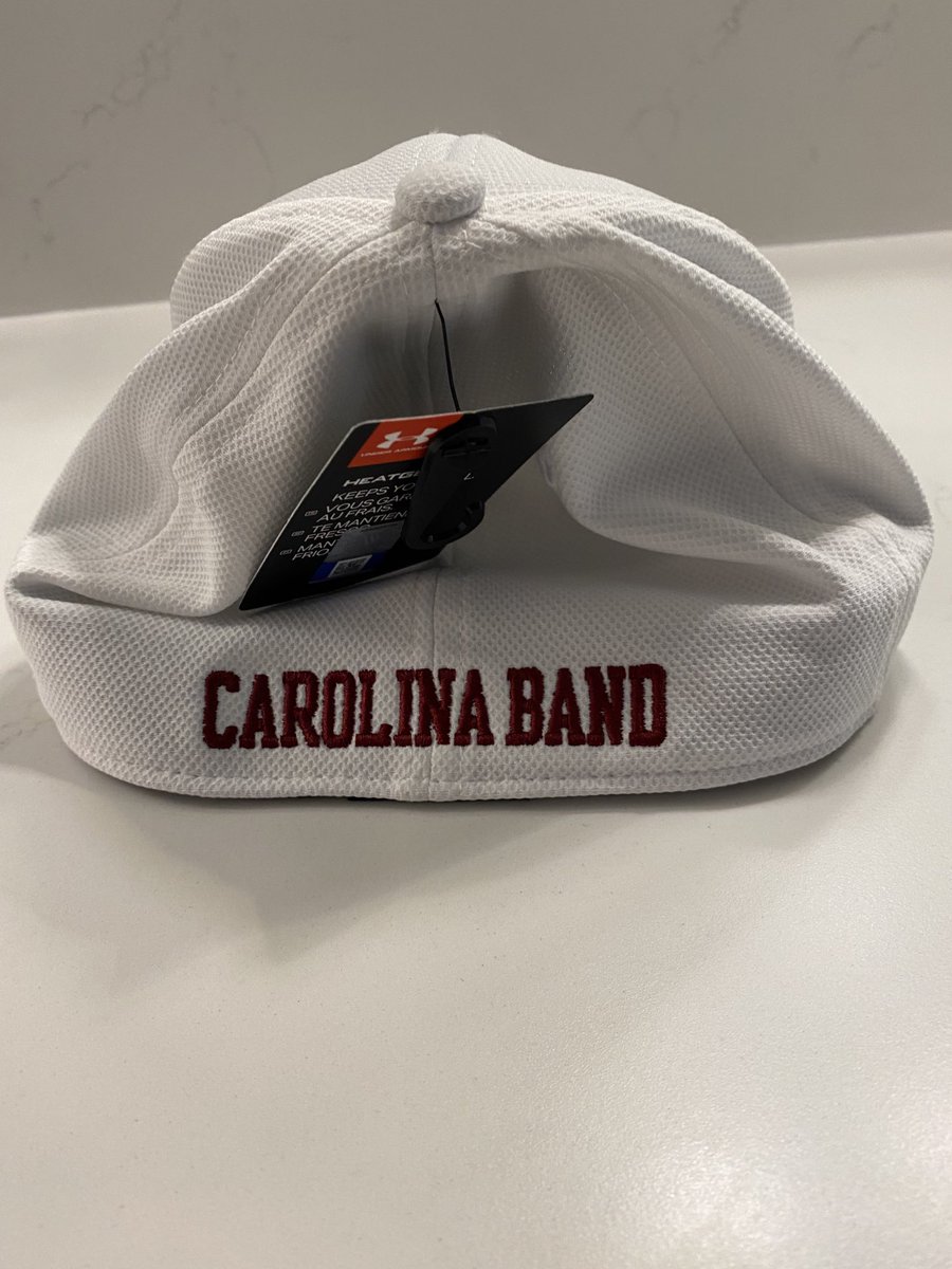 CoachSBeamer's tweet photo. Thank you ⁦@TheCarolinaBand⁩ for the hat and the opportunity to visit with you tonight !!

Appreciate all you do to make Williams-Brice Stadium so special on Saturdays !!

See ya soon !! 🤙🏻 https://t.co/WusH5t3wB0