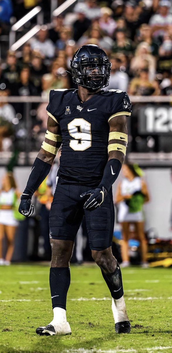 ✙Truly Blessed to receive an offer from the University of Central Florida! @CoachWilliams_7 @cgeathers26 @UCF_Football @Andrew_Ivins @247Sports @24k7v7 @naplesfootball