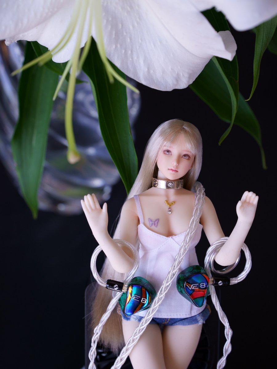 contaprism's tweet image. 今日も暑いけどアハトちゃんと頑張る❣️

#visionears #ve8 #nullaudio #aoraki