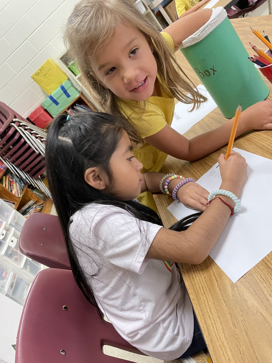 Carmel ES 5th graders and Kindergartners are using scientific reasoning and recording data to identify items in our Mystery Boxes!
#6Barns1Ranch                                #CarmelESColts #CherokeeSchools