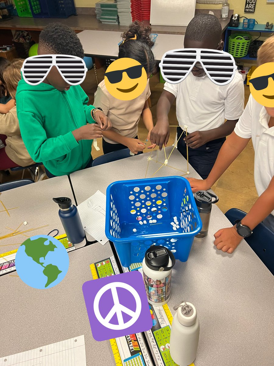 Ryans_classroom's tweet photo. First Day of 5th Grade #community #collaboration #spaghettichallenge #CoralReefElementary #pbcsd https://t.co/liqKMA8aMT