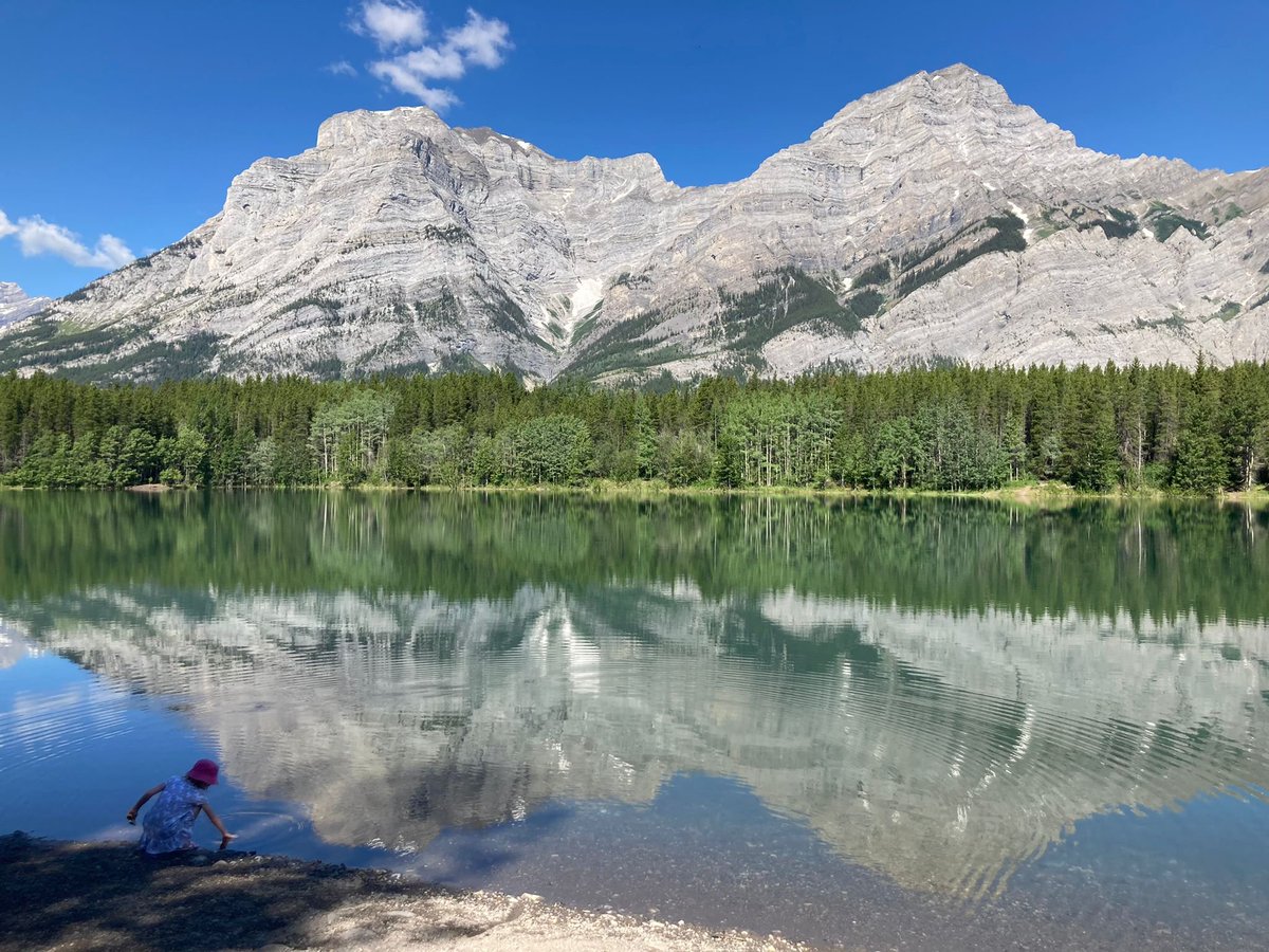 After nearly 3 weeks we are returning home! Canada was an absolute blast, catching up with friends and family. 

And massive congratulations to my little brother <a href="/Jimmytones/">Tim Jones</a>  on his marriage- they put on a real party! 

🇨🇦