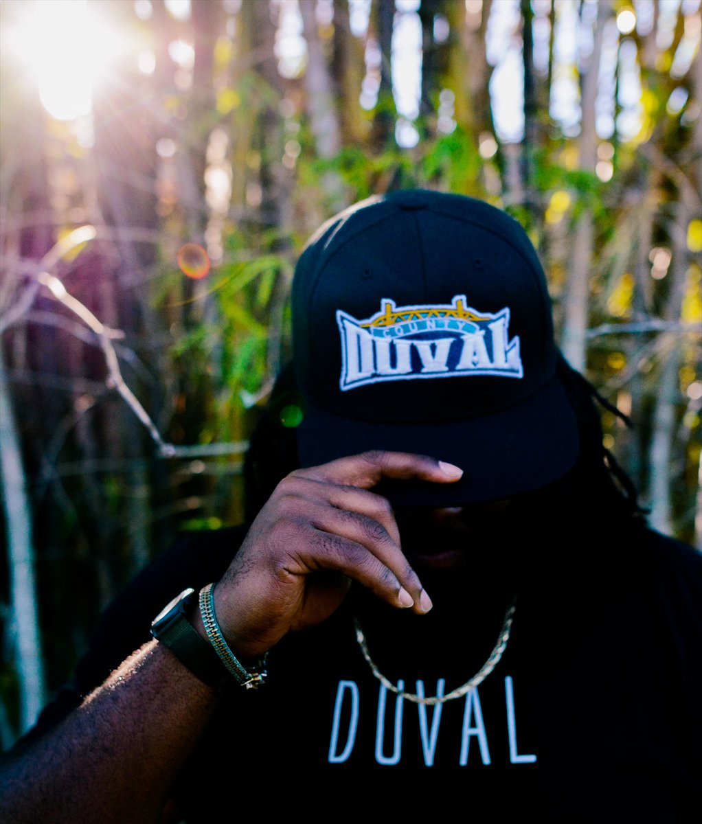 duvalbandit's tweet photo. DYING LIGHT 2
https://t.co/qt2Ym0BXX8
#DUVAL #DUVALPROMO #locjourney #locstylesformen #dreadheads #locs #locropes #locd #loclivin #locnation #locdnloaded #locdnotbound #menwithlocs #TwitchStreamers #twitchaffiliate https://t.co/alt4c4h25P