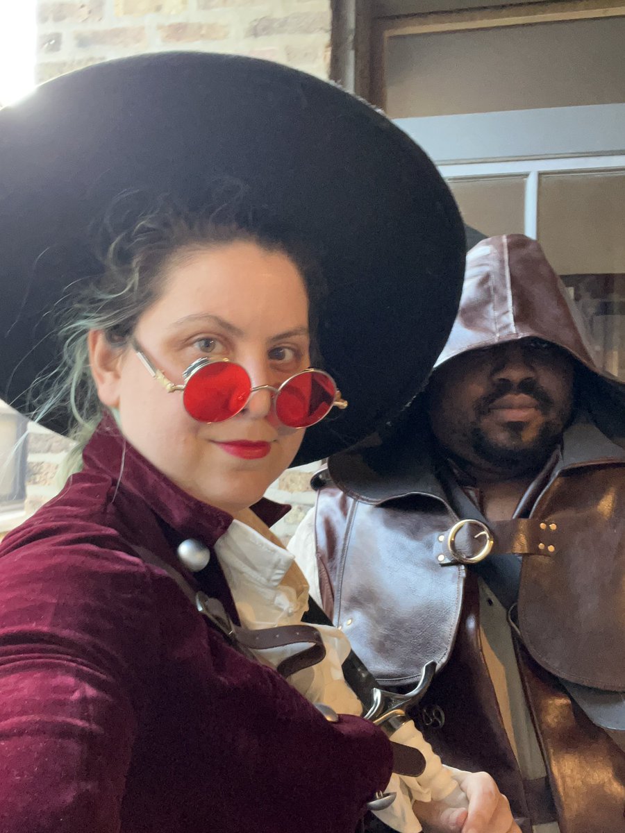 TheNoirEnigma's tweet photo. We saw you from across the dungeon and we like your vibe. https://t.co/1ZHhWOQrDs