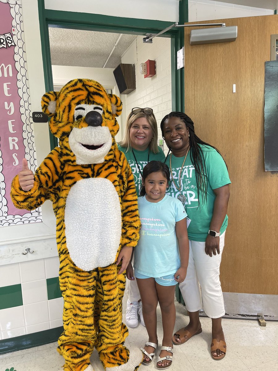 Dana Bickley tweet media