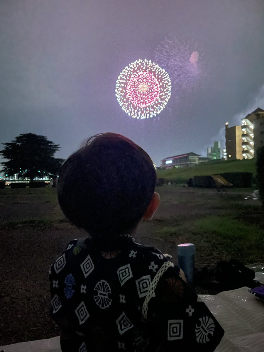 sugitadesuga777's tweet photo. 3年ぶりの足利花火🎆 https://t.co/5kMZ3g74Qf