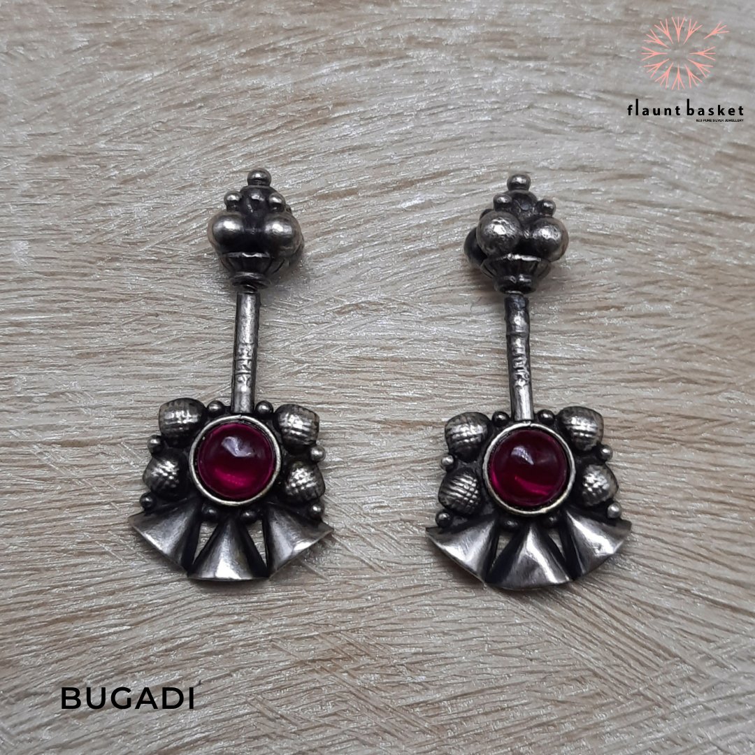 BasketFlaunt's tweet photo. BUGADI
Price 1150/-
Crafted With 925 Pure Silver With Purity Certificate.
variant: Rhodium Plated.
Website:- https://t.co/kh7N8dfWD2
#silverstyle #trendingjewellery #offers #925puresilver
#womensfashion #style #womenswear #Trending
#silverjewellery #bugadi https://t.co/6YYMlfaGJq