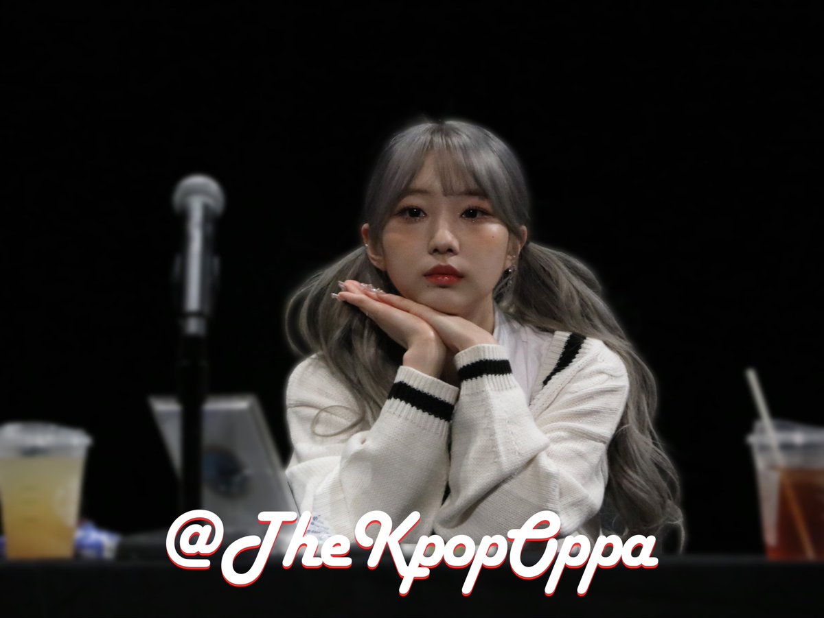 TheKpopOppa's tweet photo. 220810 Loona in Chicago Fansign

#LOONA #이달의소녀 #Yeojin #여진 #LOONAinChicago https://t.co/AkoO0K90K5