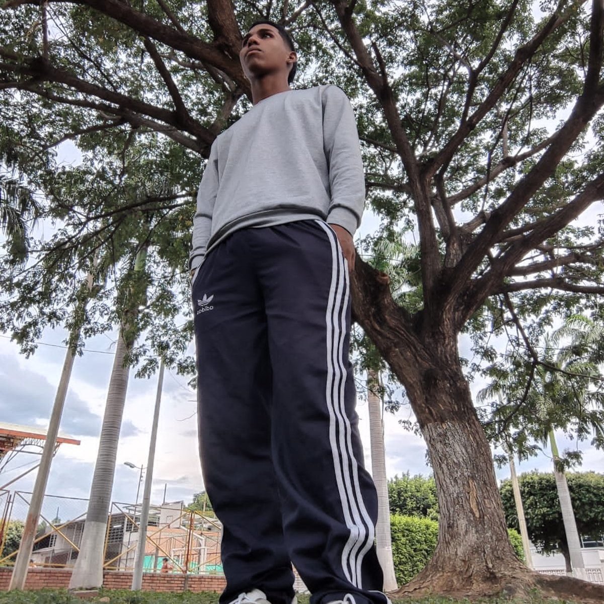 Elmike302's tweet photo. #NuevaFotoDePerfil https://t.co/JhbjtNwIwh