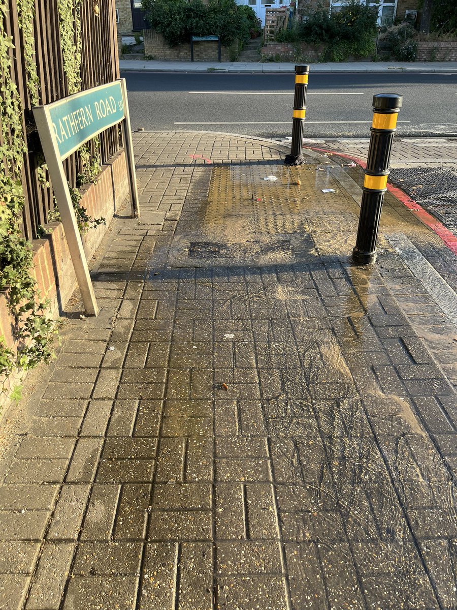 HFiawoo's tweet photo. @thameswater not sure if you’re aware of the leak that has sprung up on the junction where Rathfern Road meets Stanstead Road. The water is running down Rathfern Road. #SE6 https://t.co/9Z2oHsOoFv