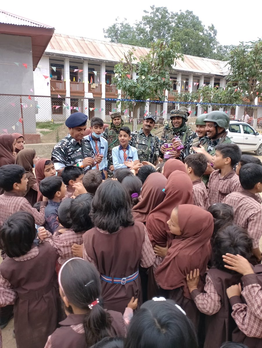92CRPF's tweet photo. Celebrating “Raksha Bandhan “ with the school children. No matter the distance or place that separates us; No matter where our lives take us- I pray to GOD that our bond of love continue to grow stronger with each passing year https://t.co/s3a3fDfzJl
