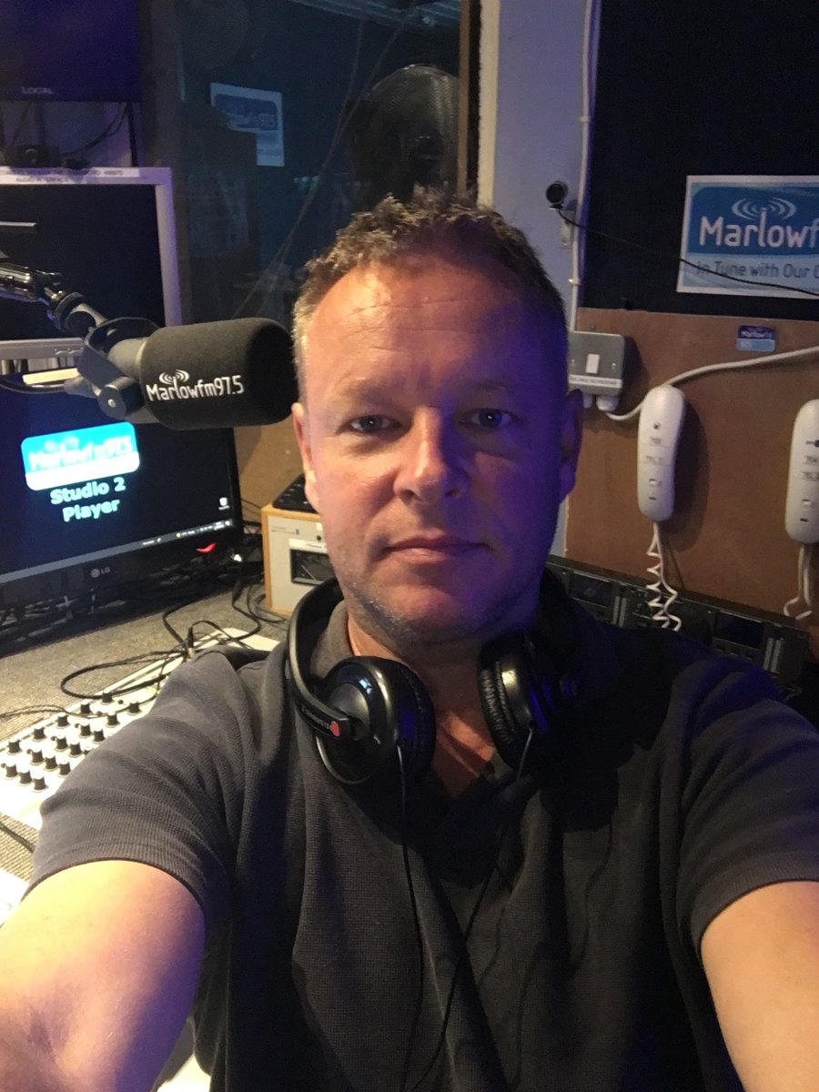 Rise &amp; shine with Edan on the Thursday breakfast show from 7am. Great music as always, banter, local news, quirky stories &amp; our quiz on the Facebook page…We give you the answer...you give us the question!!