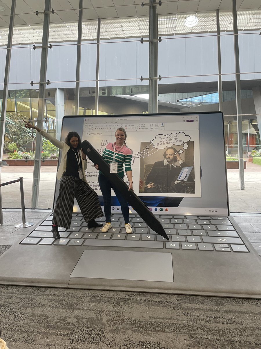 Mrs T(Helena Tully) tweet media