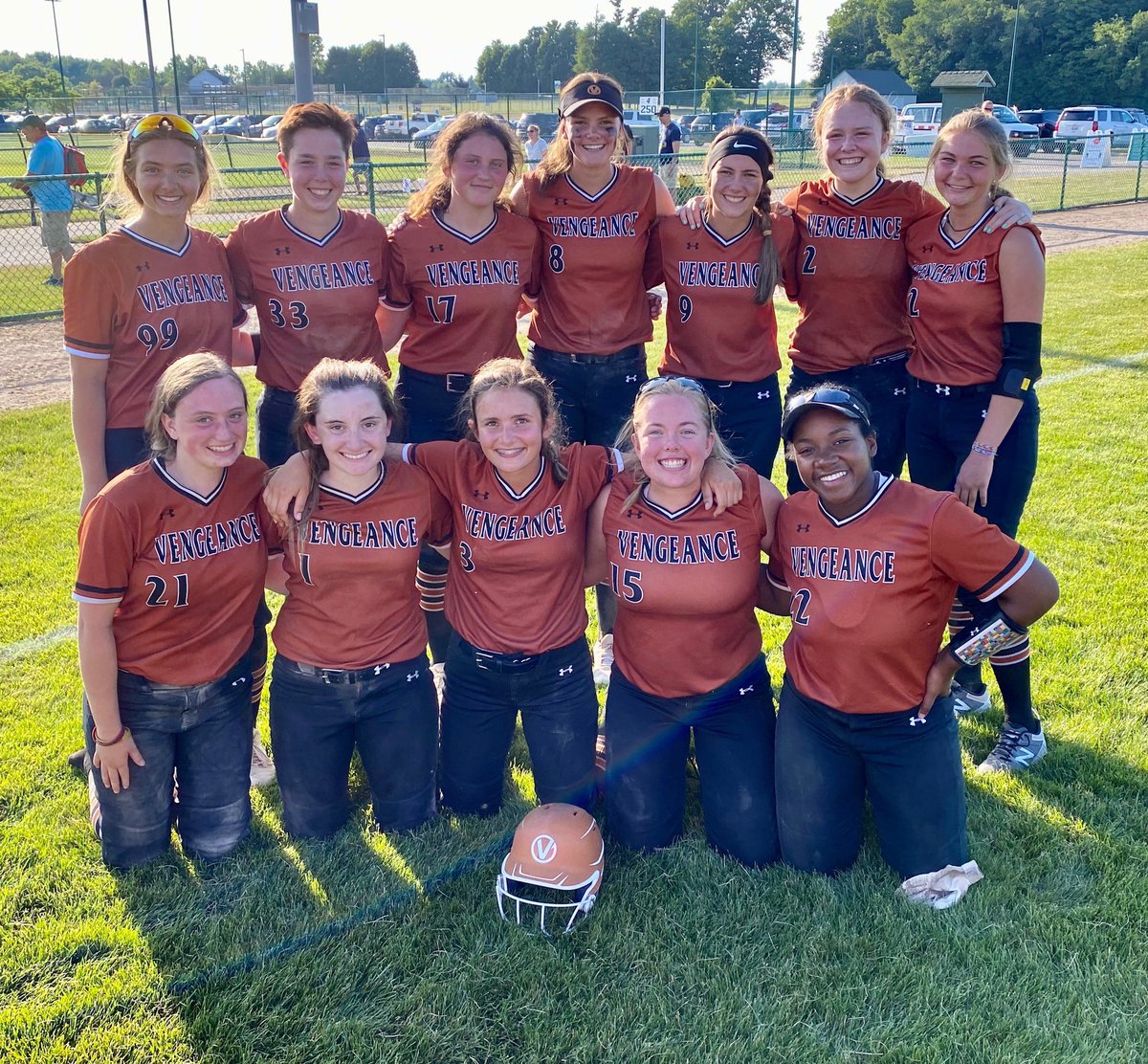 CoachBenschoter's tweet photo. With this being the last year of the Vengeance Fastpitch program we just wanted to give a huge THANK YOU to every player and parent that were apart of our program! Without you guys we couldn’t have done it and you will always hold a special place in our hearts https://t.co/2obd5AzlGY