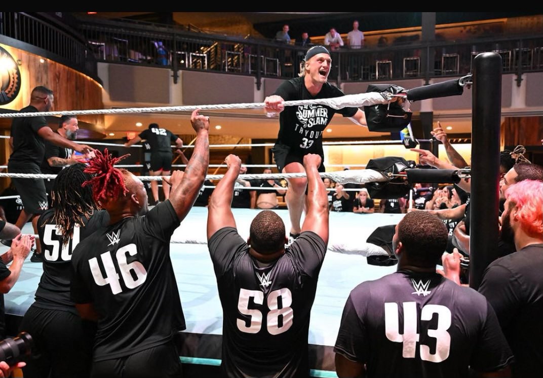 UAB_FB's tweet photo. From a school-record 63 college football games played to the @WWE, we couldn’t think of anyone more perfect to join Pro Wrestling then Hayden Pittman! https://t.co/QoFmhBrhde
