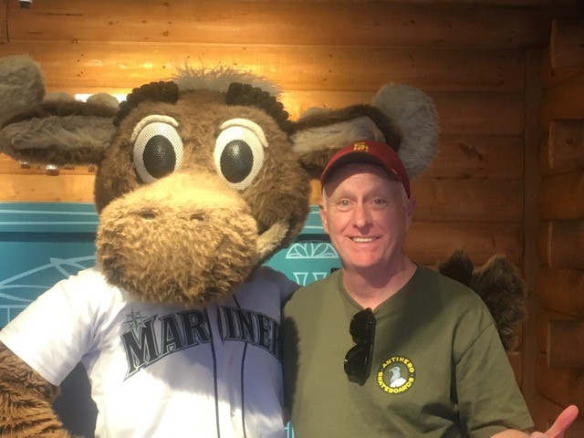 SDJCummings's tweet photo. So great to be back 'in person' at #AOM2022 #SeattleMariners #Seattle https://t.co/23VA4iAe9I