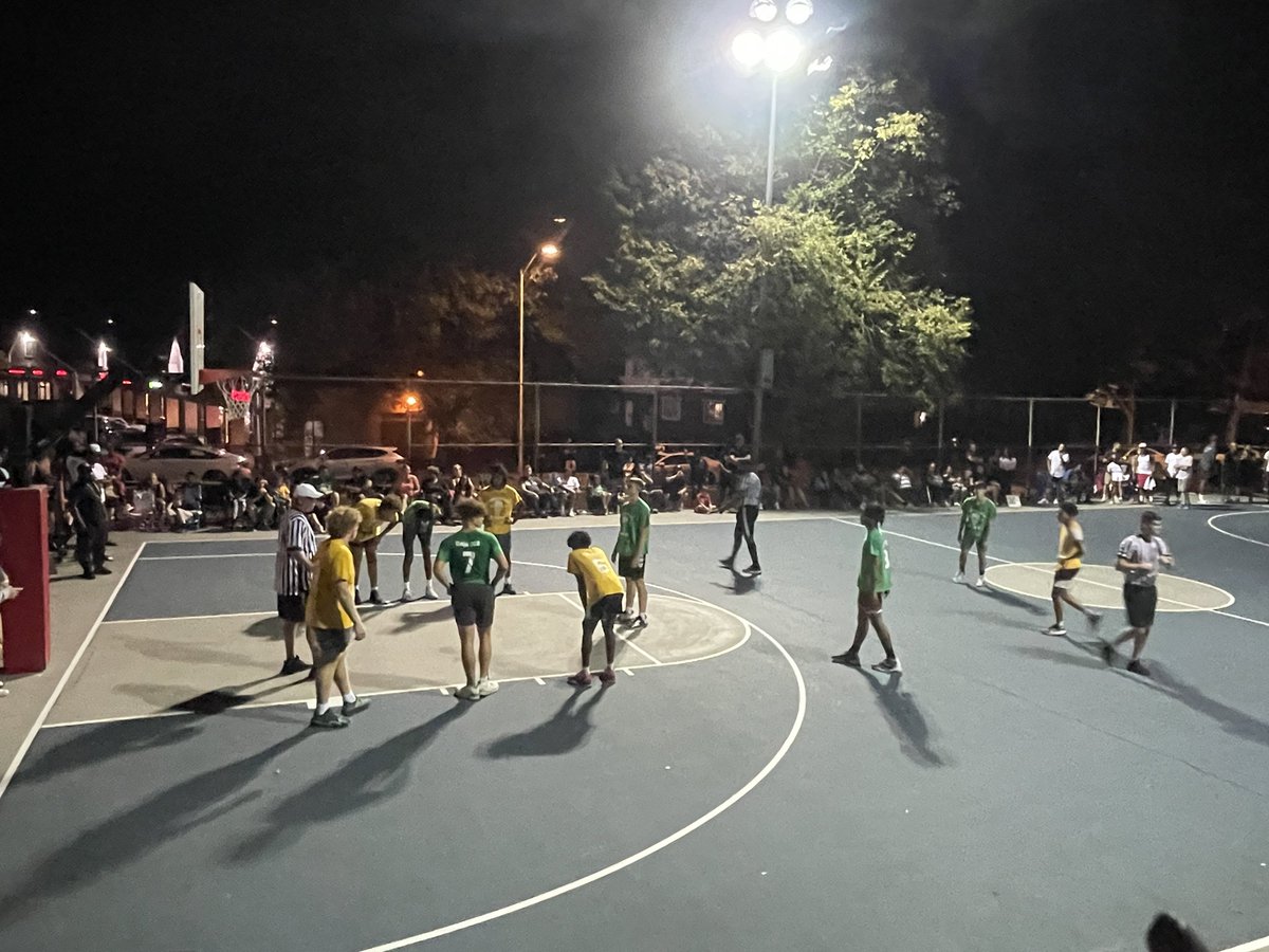 BeaconHoopsInc's tweet photo. Beacon Hoops Championship night. Restoring the feeling. https://t.co/e5rNdnET5P