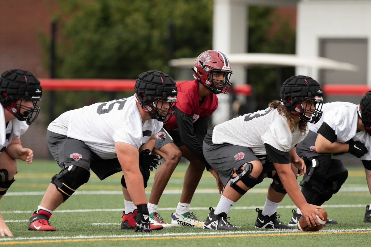 CWUFB's tweet photo. Getting back into the swing of things in the Burg! #GoCats #AllInAllTheTime #CSH https://t.co/VmbLHmhcbT