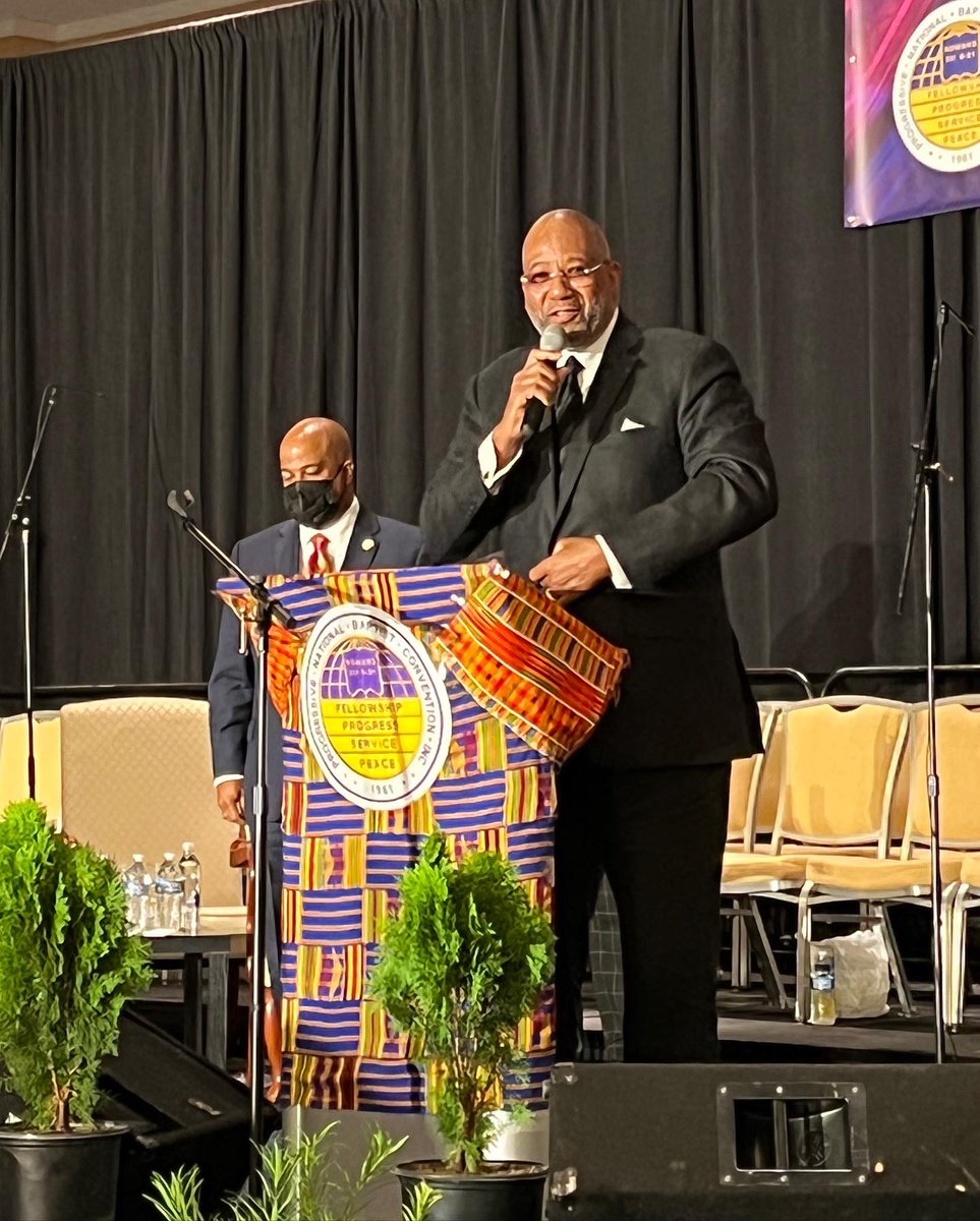 pasralphwest's tweet photo. Thank you President David Peoples and @PNBCINC for the honor #pnbc #pnbcinc #beencouraged https://t.co/7uqKE7CBXG