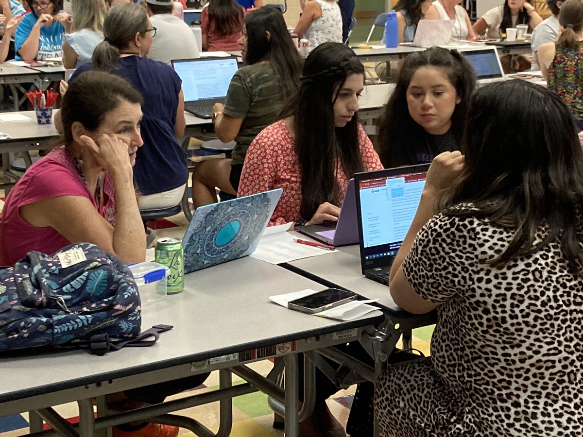 ClaytonCardinal's tweet photo. Nan Clayton Educators are dedicated to developing best practices with #PLC so each student learns and thrives 📚 https://t.co/1Lsaq2E7wL