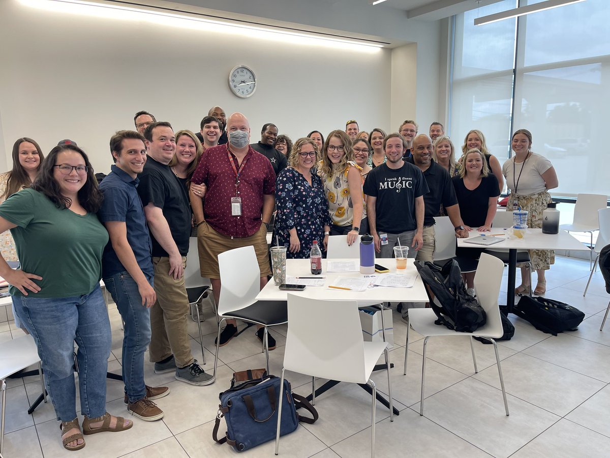 thechoirguy_'s tweet photo. An INCREDIBLE day with some INCREDIBLE educators! 💥

Big shout out to the music educators of @ArlingtonISD for engaging in a power-packed afternoon of PD with me today! 

What an inspiring group of teachers! 🎵🔥

Best Humans ➡️ Better Singers ➡️ Better Choirs! https://t.co/luzi2zcGMA