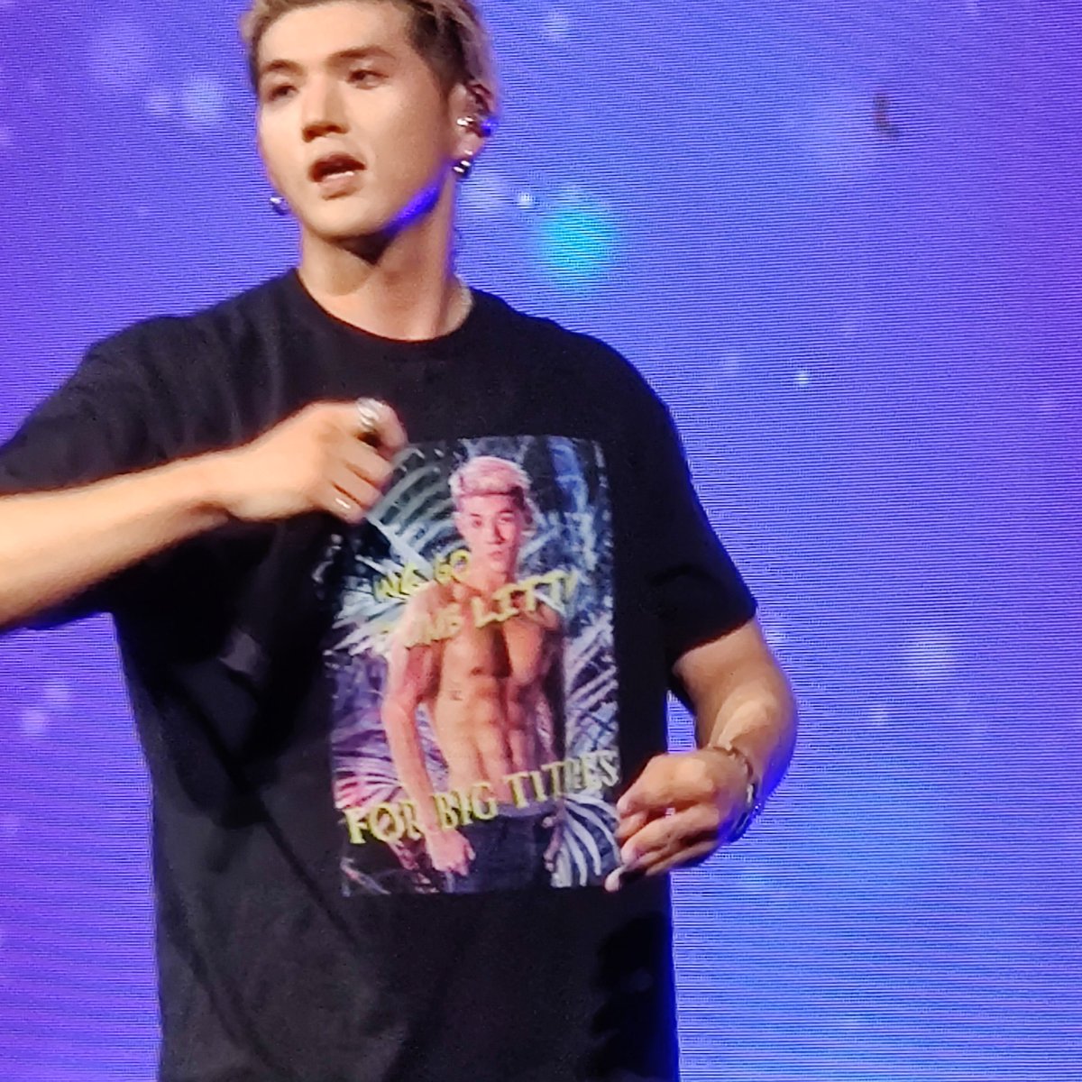 KpopThem's tweet photo. The #HiddenKard that made this Tshirt is a real one! #BM loved it, he had to wear it immediately.
#Kard
#For_Kard
#2022_WILD_KARD_IN_USA https://t.co/up3Nw0bzTJ