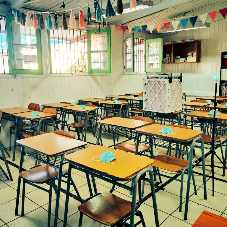ongdesinflamate's tweet photo. Senadora @ProvosteYasna, por favor escuchen a científicos @wernher_brevis y @rondax en Comisión de Educación del @Senado_Chile.

Hace falta un proyecto de acuerdo para implementar Recomendaciones AIREDUC en Retorno a Presencialidad 2022.

📺👀 @rodrigovega https://t.co/1933KmP5f6 https://t.co/VtBvmh6uoi