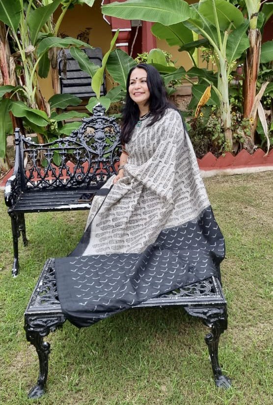 ShefVaidya's tweet photo. Best wishes of #RakshaBandhan for all those who call me Tai, Didi, Jiji, Alka, Nani here on Twitter and mean it :) https://t.co/77FxcvY6rn