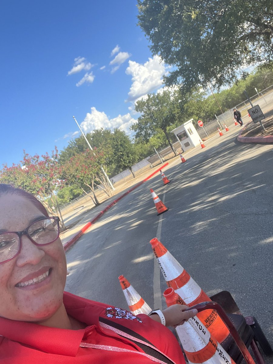 wrightclaudia02's tweet photo. Preparing for our 1st day of school tomorrow. Can’t wait to welcome the students back. It’s going to be an awesome year! https://t.co/Z3ELj19eZH