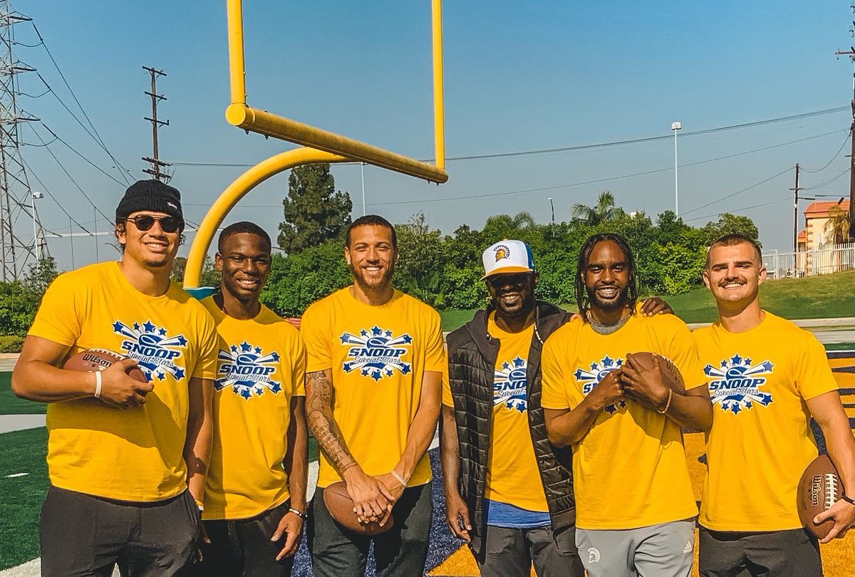 making an impact in the community with <a href="/SnoopDogg/">Snoop Dogg</a> 

#AllSpartans