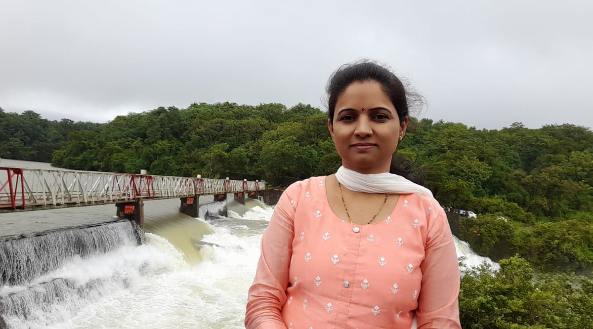 VrushaliPatilM1's tweet photo. कामाचा भाग म्हणून #Kolhapur जिल्ह्यातील #Radhanagari_Dam ला भेट देण्याचा योग आला.. #राजर्षी_छत्रपती_शाहू_महाराज यांच्या दूरदृष्टीने साकार झालेल्या या #राधानगरी धरणाचा तिसरा आणि चौथा स्वयंचलित दरवाजा उघडतानाचे साक्षीदार होता आले..
मनापासून #Office_work..
कामातून #Satisfaction.. https://t.co/udqwZSj5ME