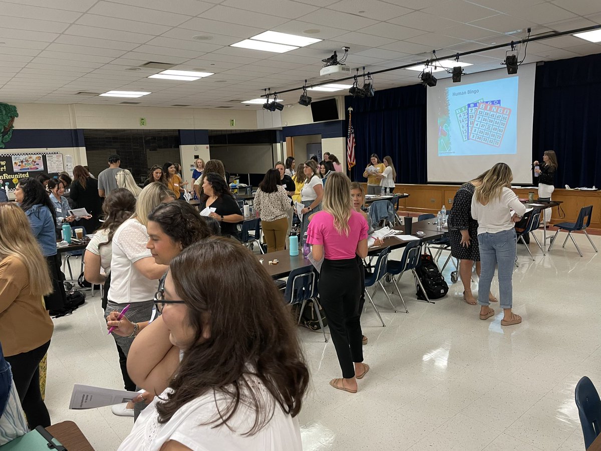 AliThomas9218's tweet photo. Spent today working with these wonderful clinical teachers! Welcome to the promise land yโall! @NISDTeachLearn @NatalieNGray #cheercards #humanbingo #relationshipsmatter @NISD @NISDBraunStat #hopesomecometobraunstation ๐๐ป๐คฉ https://t.co/DELZMRXOb8