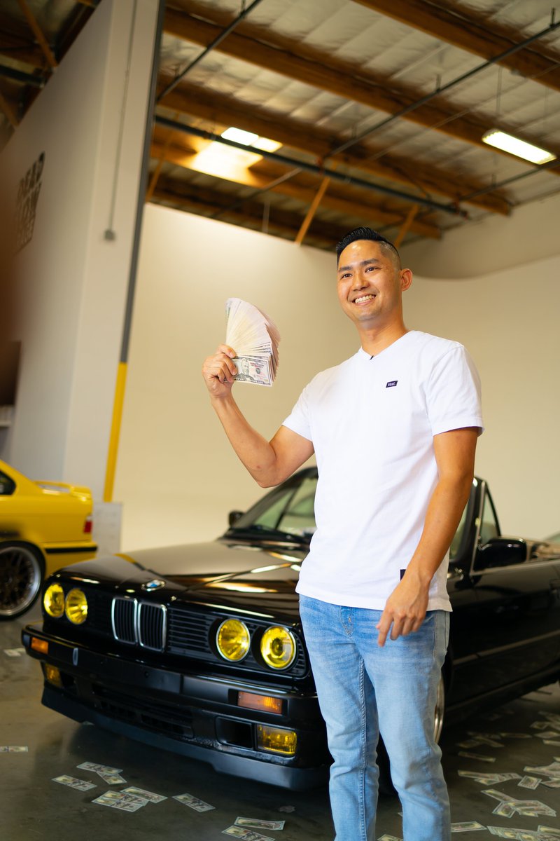 PplaSocial's tweet photo. .@VASTLIFE  first lucky winner of the Car &amp; 5K Cash sweepstakes! Our winner was from Palm Springs and is taking his first road trip in his new convertible to San Diego! #car #cash #giveaway #surf #streetwear #vastlife https://t.co/18WMSdR68V