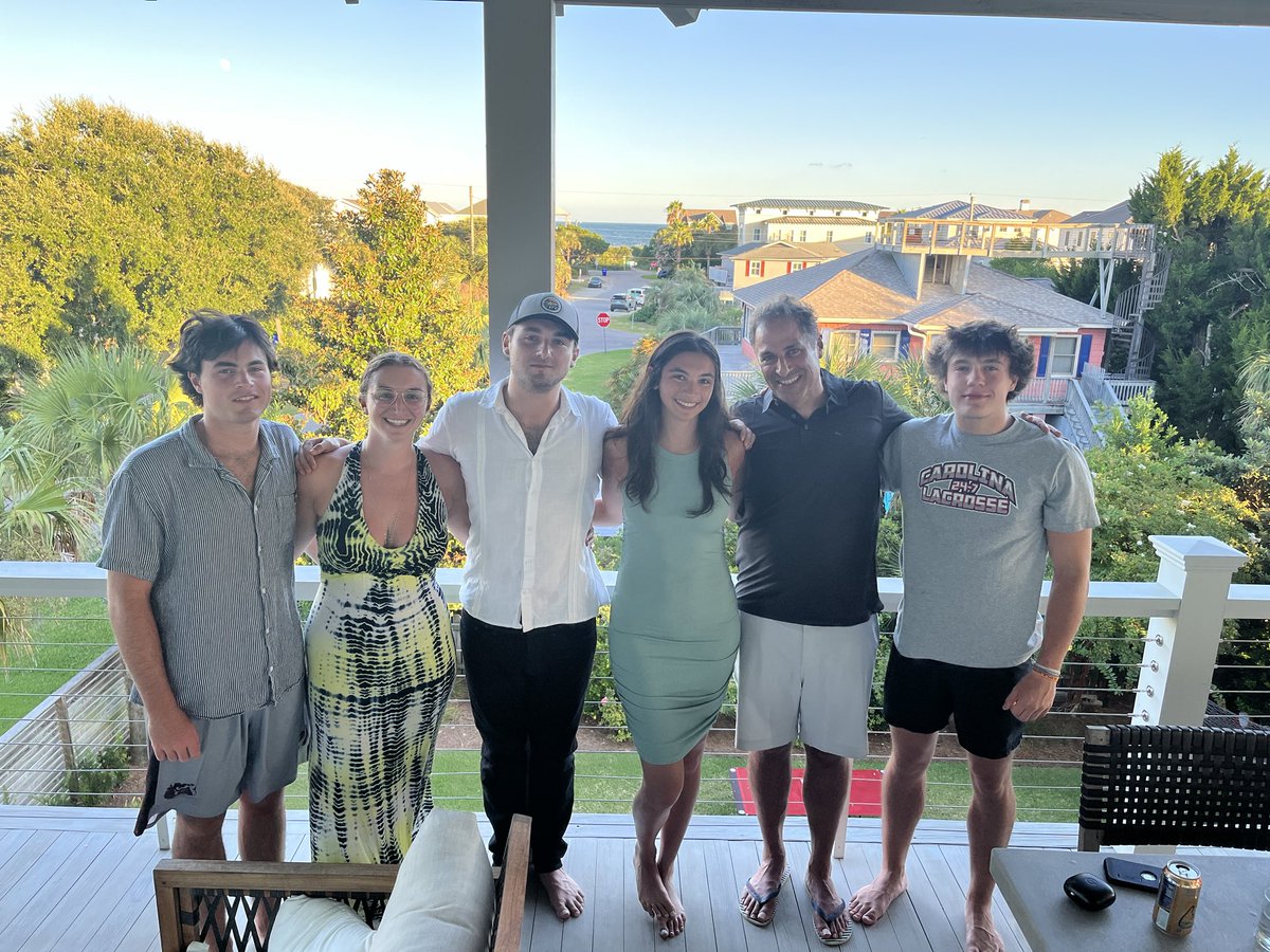 aplep's tweet image. Missing one, importantly it’s the wife, who went down with Covid but still enjoying family time at the beach.  Hoping to get Tracy back in the lineup tomorrow.